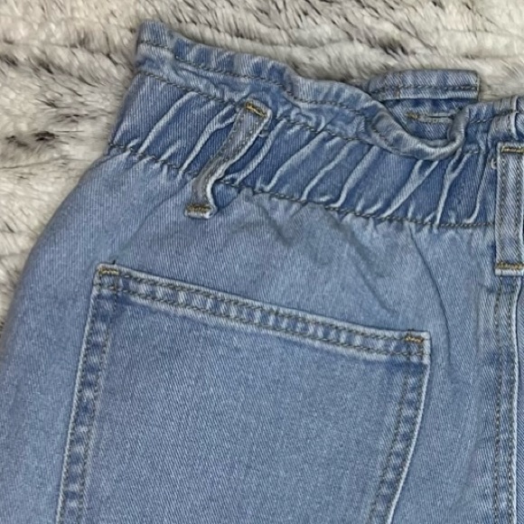 Forever 21 • Bucket Waist Denim Shorts (Size 7) - Picture 5 of 5